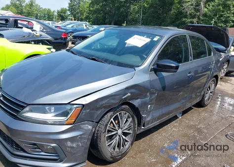 2018 Volkswagen Jetta 1.4T Se/1.4T Wolfsburg Edition из США, поврежденный, VIN 3VWDB7AJ1JM214647